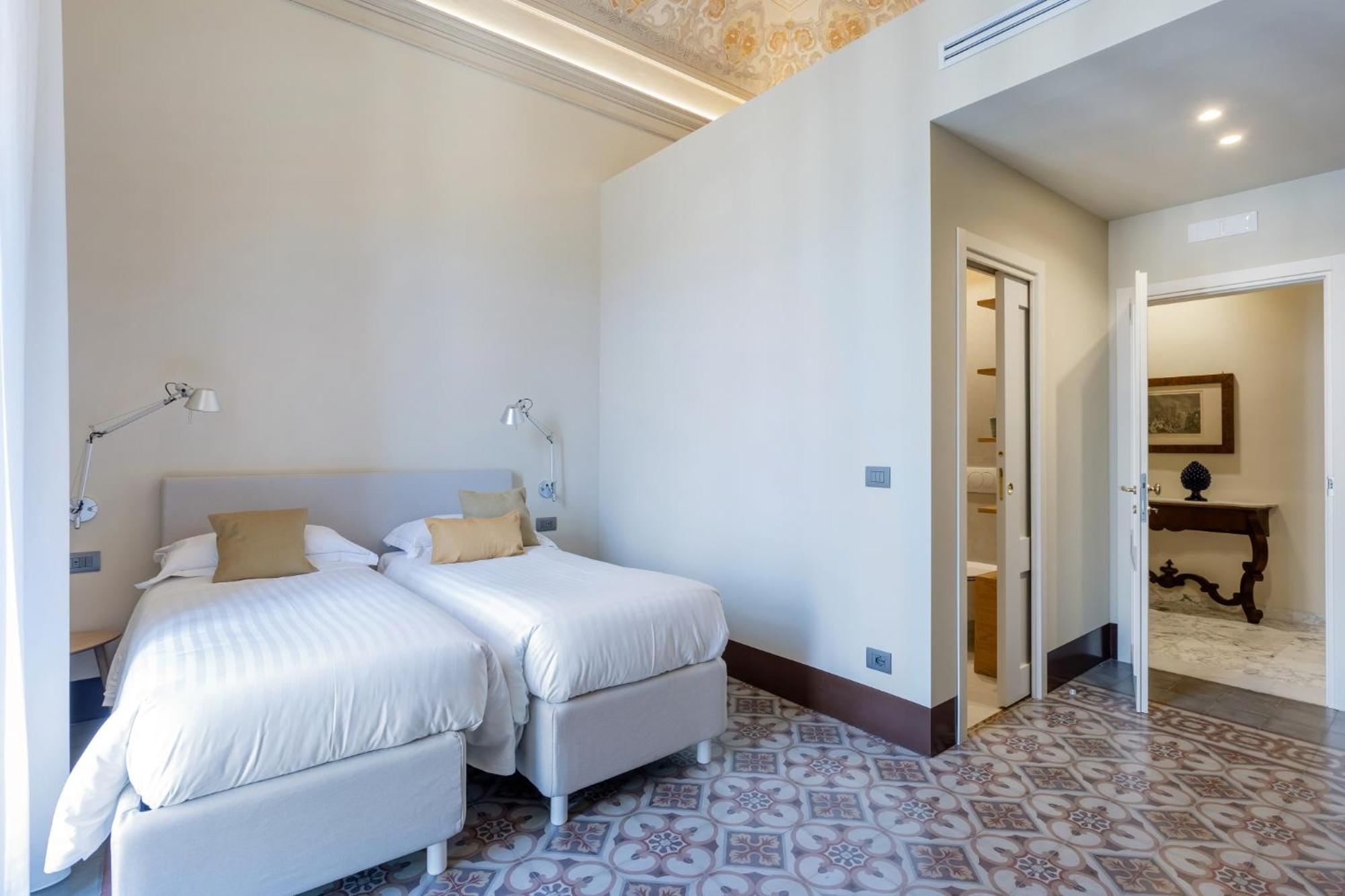 Palazzo Costarelli - Bed And Breakfast Катанія Номер фото